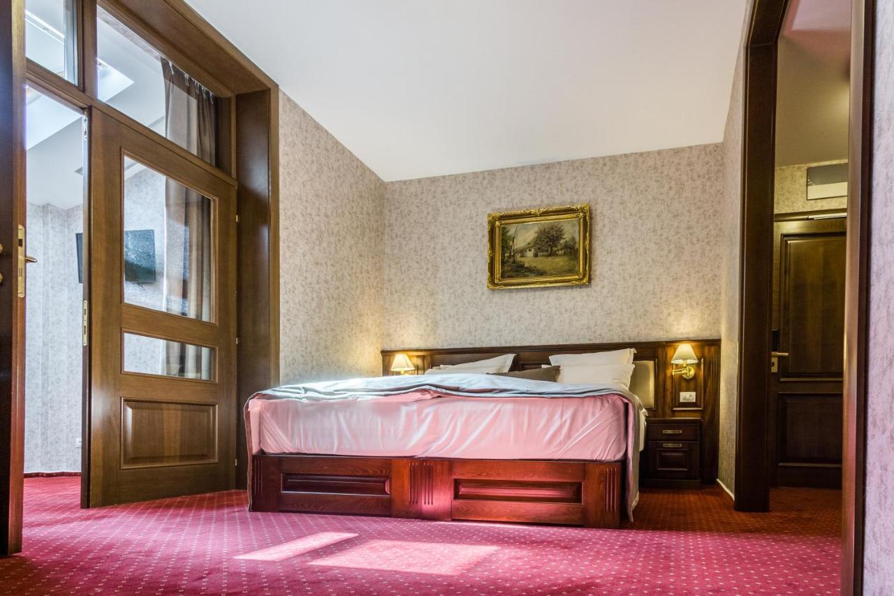 Noblesse Boutique Resort Sybin Zewnętrze zdjęcie A room at the hotel