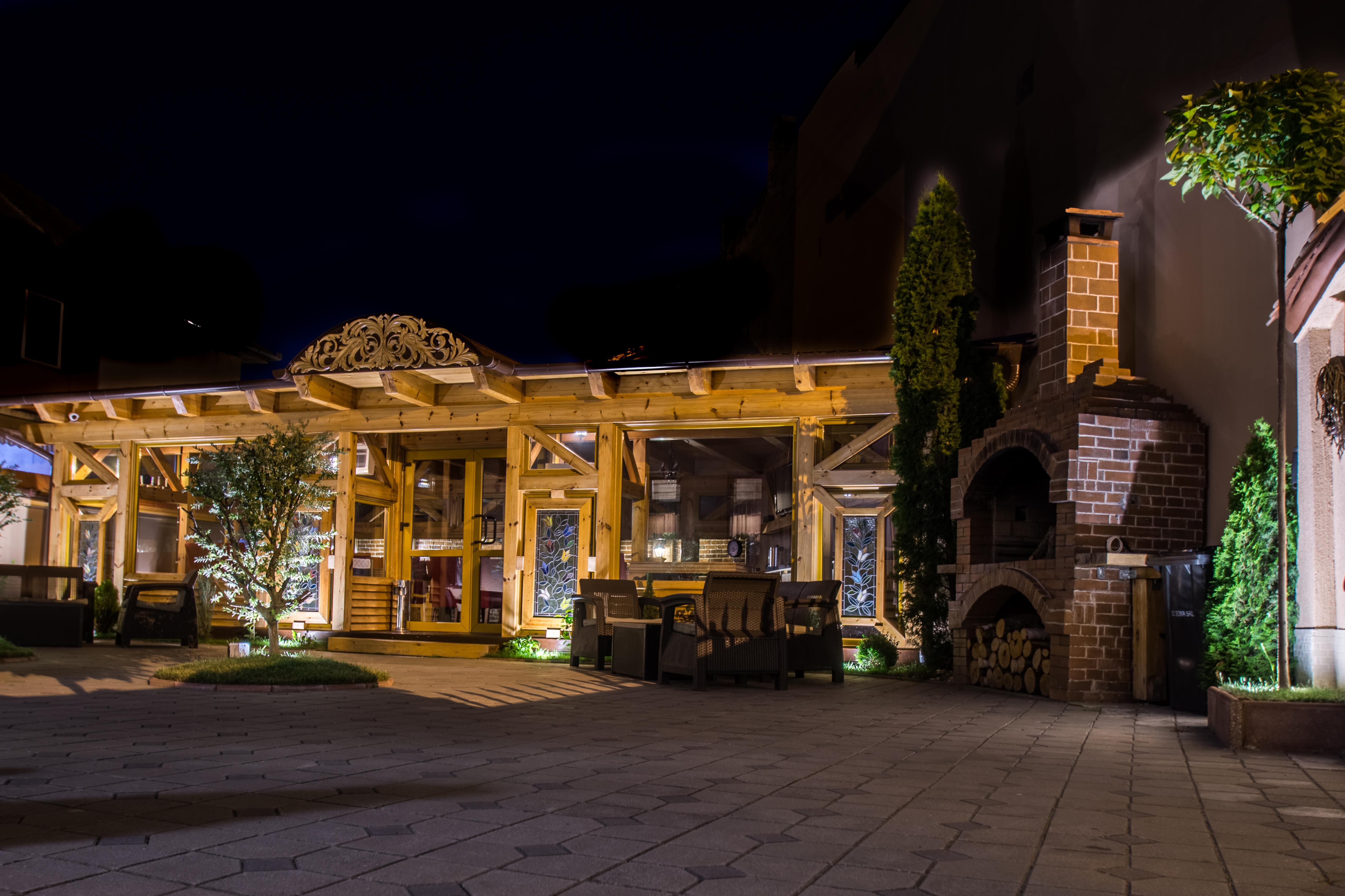 Noblesse Boutique Resort Sybin Zewnętrze zdjęcie The Pergola at the Hotel