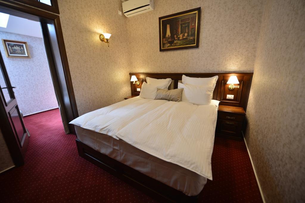 Noblesse Boutique Resort Sybin Zewnętrze zdjęcie A room at the hotel