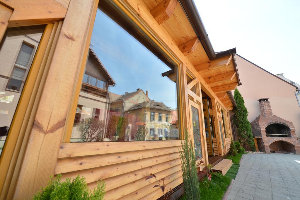 Noblesse Boutique Resort Sybin Zewnętrze zdjęcie The new building of the museum